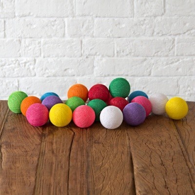 Э/Г 36л интерьерные хлопковые шарики d=6см от сети в ПВХ кор.  — продажа оптом и в розницу в интернет-магазине игрушек «Флинт»
